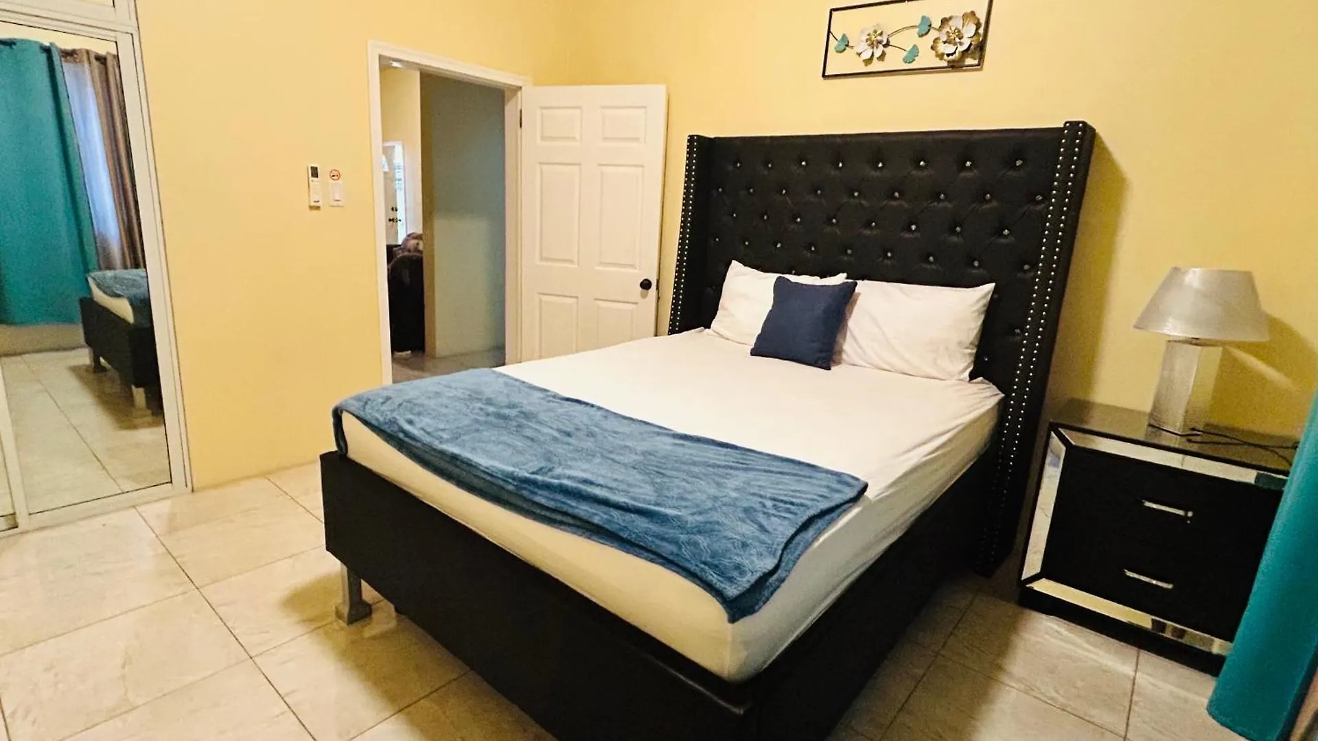 Holiday home The Rest Stop- Gated Community-24 Hrs Security Montego Bay